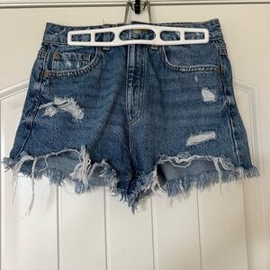 Garage Moms shorts - size 3